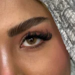 لنز کافی سلنا روی چشم قهوه ای لنز کافی سلنا روی چشم قهوه ای