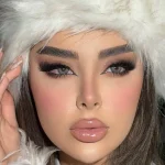 لنز ائوراگری آماندا لنز ائوراگری آماندا