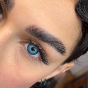 لنز آبی سبز دور محو آنتراکتیک بلو فرش لیدی کد 918