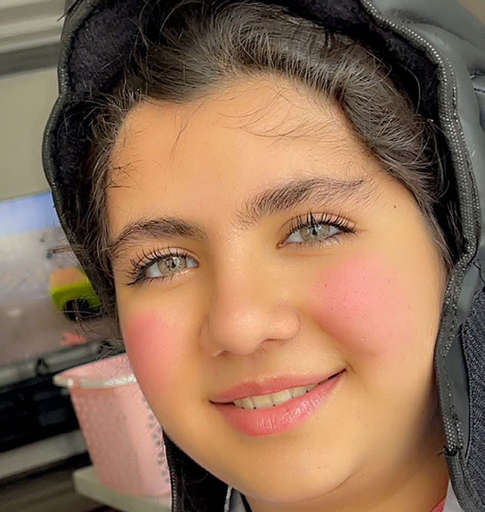 لنز عسلی خاکی دور محو هاوایی هازل آماندا کد 516