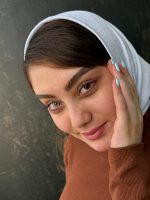 لنز عسلی طلایی دورمشکی لس آنجلس گلد آماندا
لنز عسلی طلایی دورمشکی لس آنجلس گلد آماندا