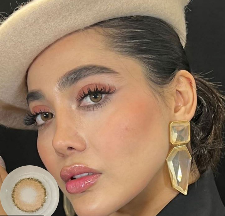 لنز قهوه ای عسلی دورمشکی الیوا لایت براون مینی آوا کد 1257