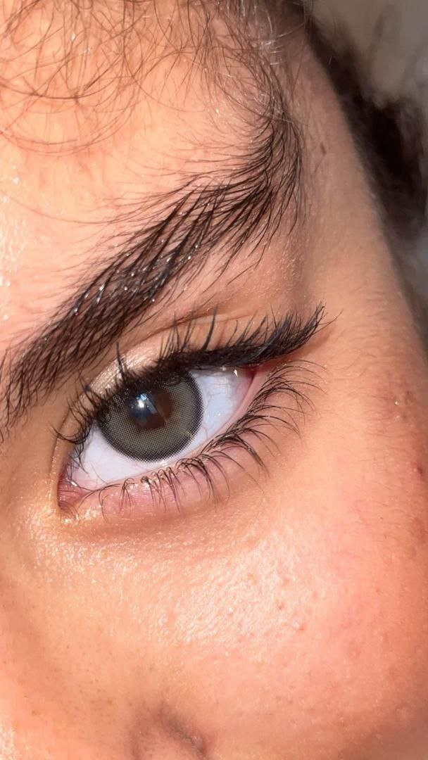 لنز سبز یشمی عسلی دور مشکی لایت گرین آماندا کد544