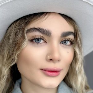 لنز رنگی آبی آسمانی کد562