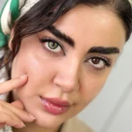 لنز باربی گرین آماندا روی چشم قهوه ای لنز باربی گرین آماندا روی چشم قهوه ای