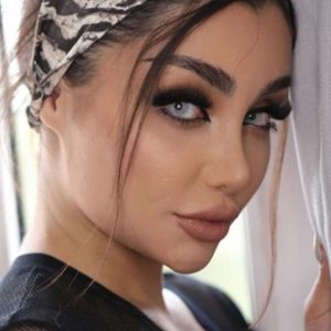 لنز طوسی آبی روشن آلاسکا ترسا کد851