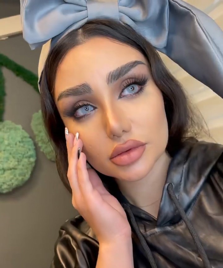 لنز طوسی آبی روشن آلاسکا ترسا کد851