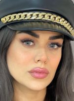 لنز طوسی دور مشکی الیوا گری مینی آوا کد 1255
لنز طوسی دور مشکی الیوا گری مینی آوا کد 1255
