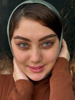 لنز سبز آبی مرکز عسلی لس انجلس آکوا آماندا
لنز سبز آبی مرکز عسلی لس انجلس آکوا آماندا