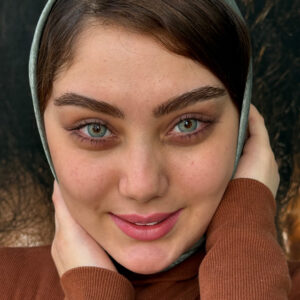 لنز سبز آبی مرکز عسلی لس انجلس آکوا آماندا