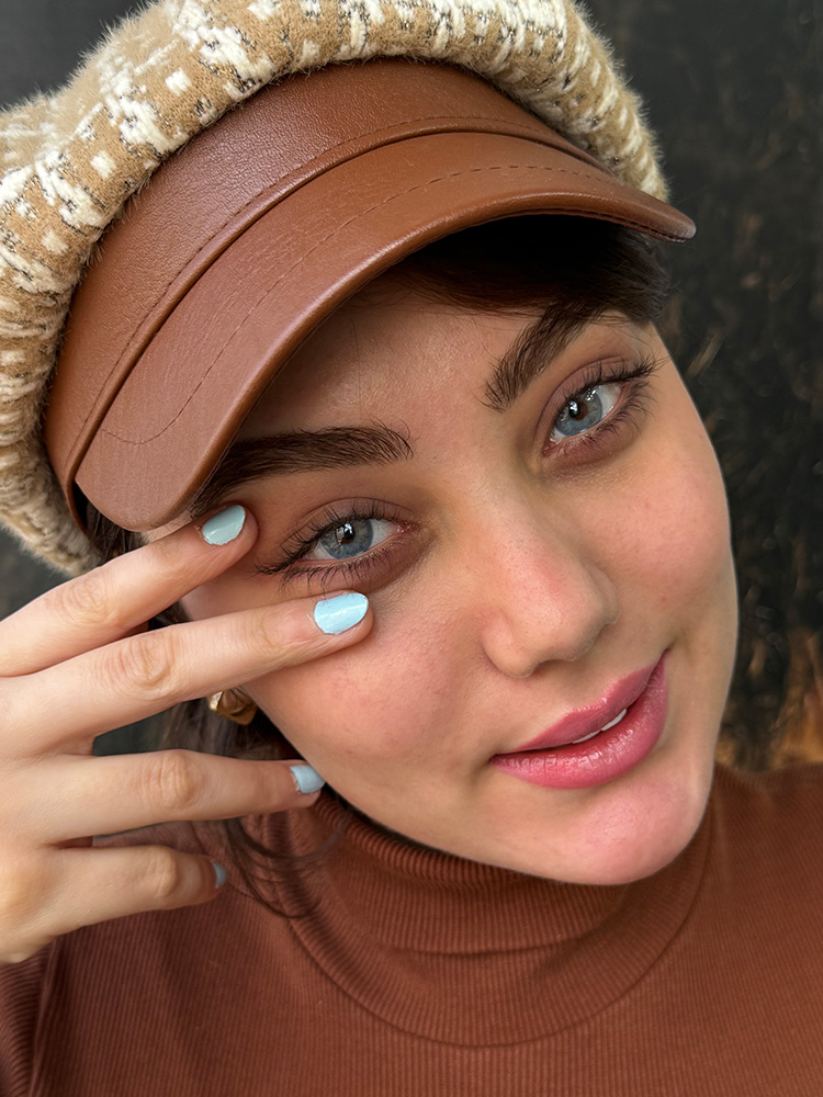 لنز آبی سبز عسلی نیویورک بلو آماندا