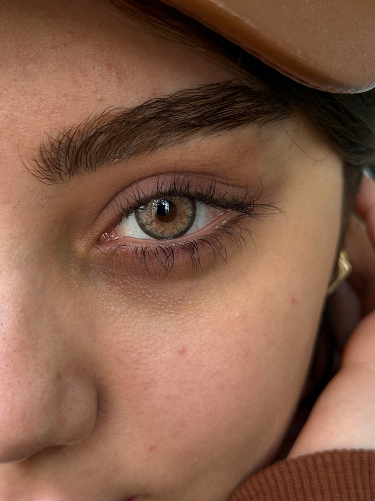 لنز عسلی آجری رگه های خاکی دوردار نیویورک هیزل