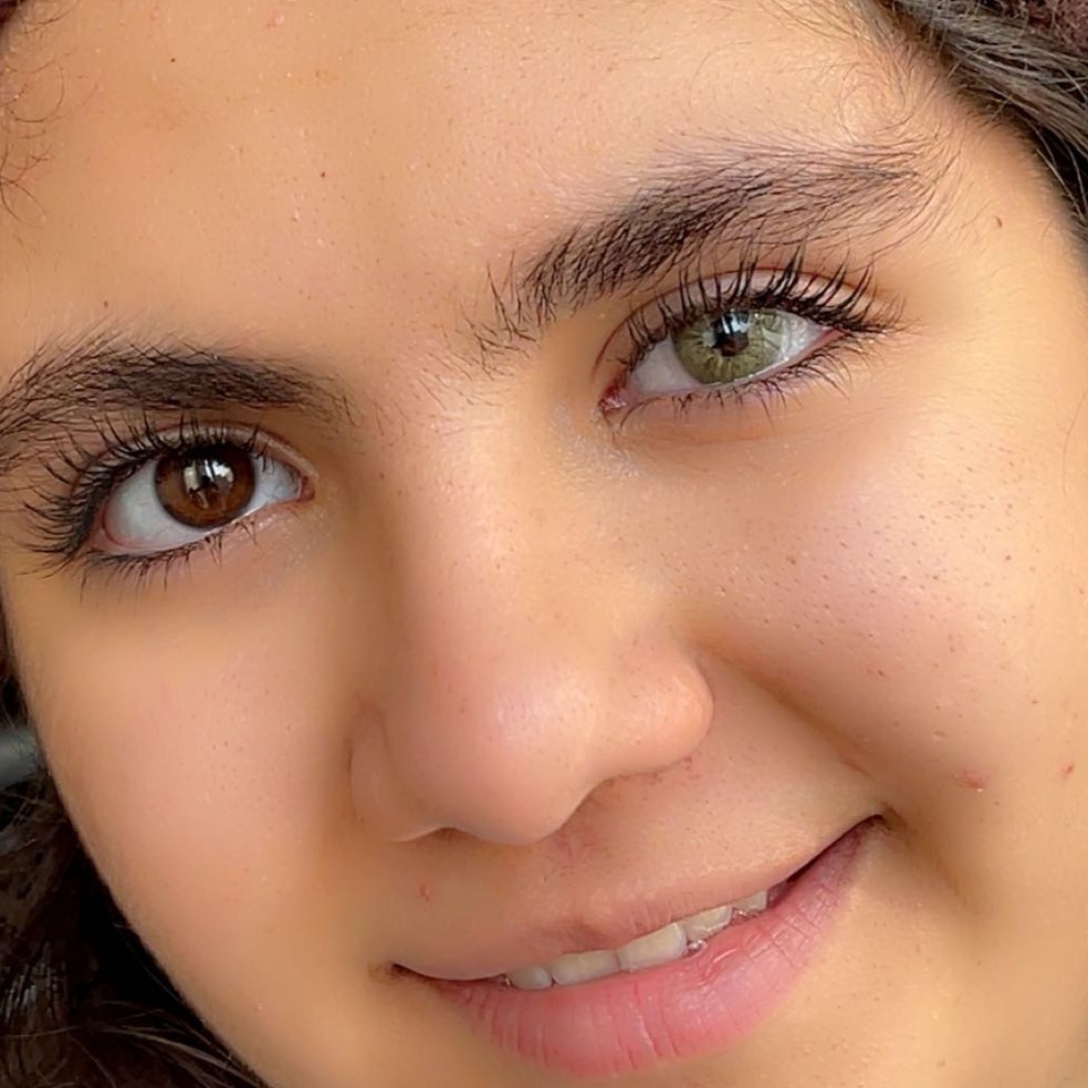 لنز سبز عسلی رویال گرین اماندا کد 571