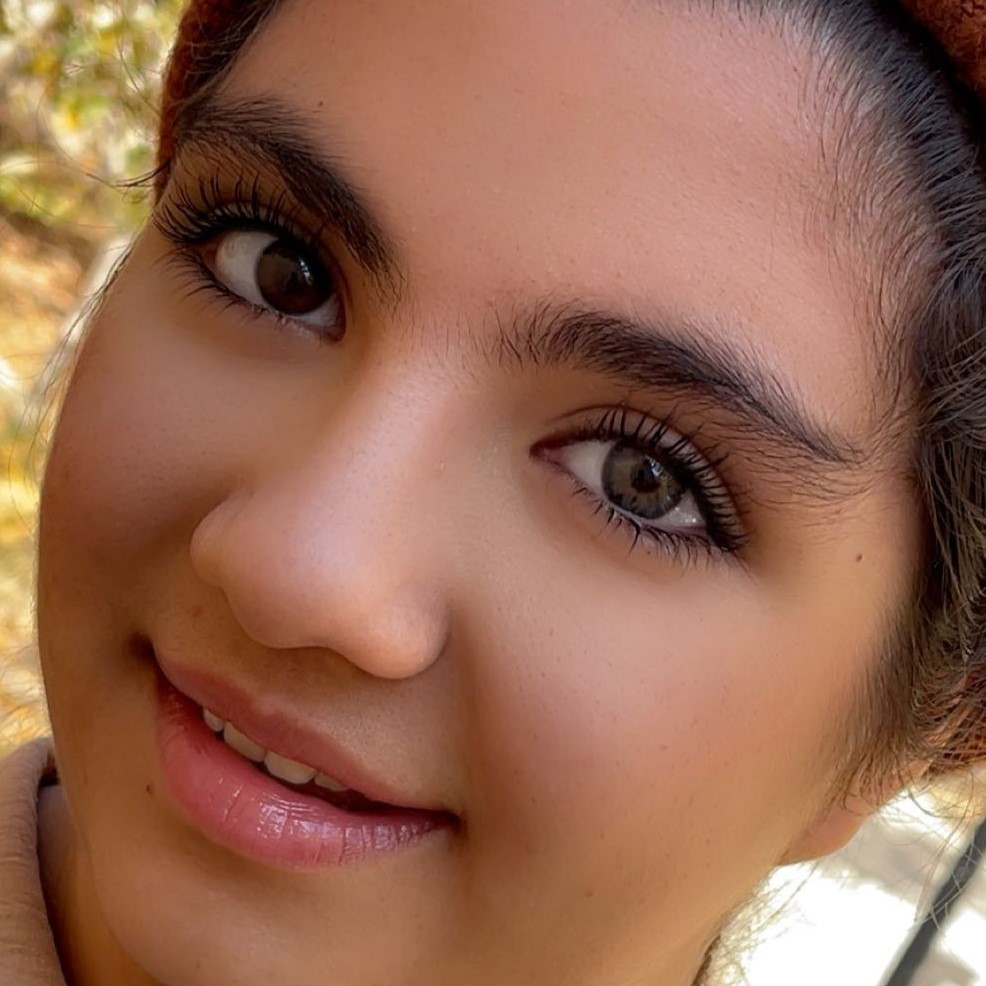 لنز طوسی مرکز عسلی سیری پرو گری اماندا کد 573