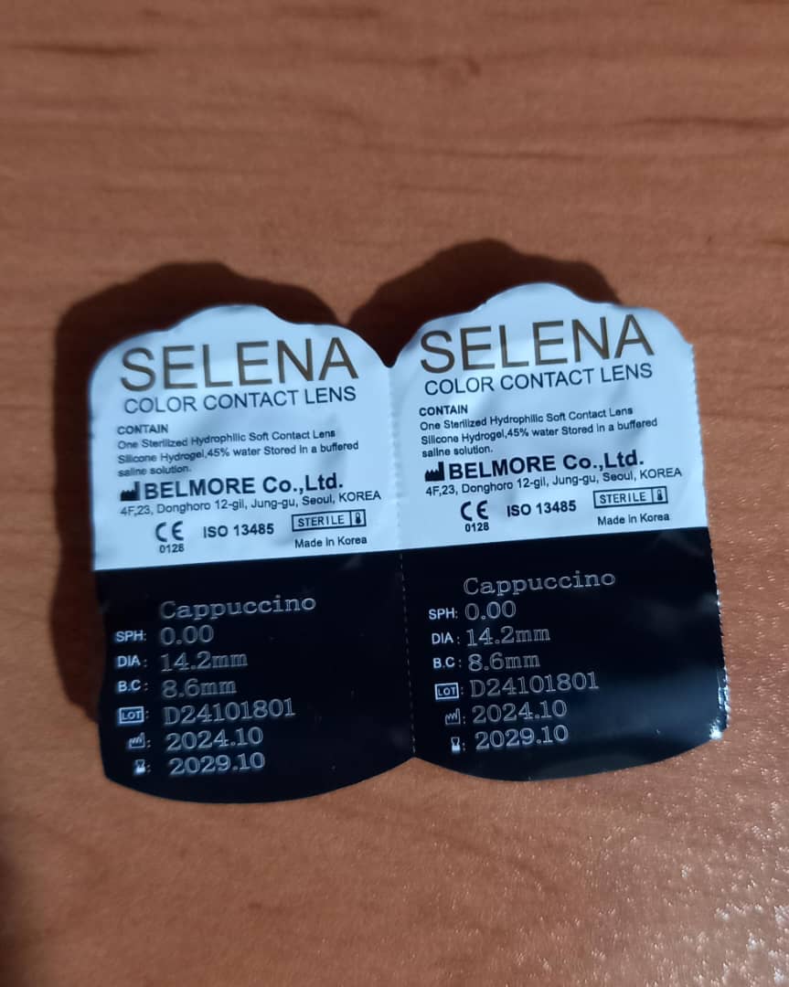 تاریخ انقضای نوشته شده پشت لنز