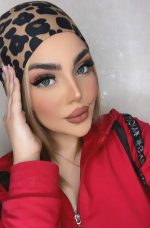 لنز سبز دور مشکی ورسا سلنا
لنز سبز دور مشکی ورسا سلنا