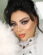 لنز عسلی طلایی دور مشکی بلونا سلنا
لنز عسلی طلایی دور مشکی بلونا سلنا
