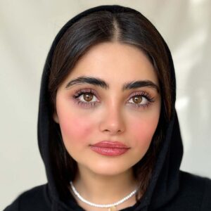 لنز قهوه ای طبیعی کد 2102