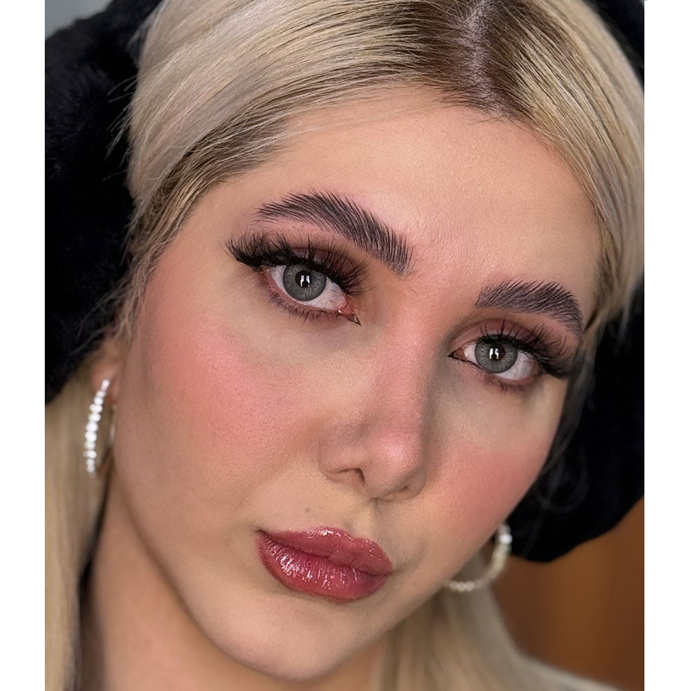 لنز رنگی سبز برای موی روشن و بلوند 