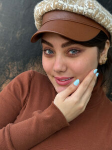 لنز آبی سبز عسلی نیویورک بلو اماندا کد 578