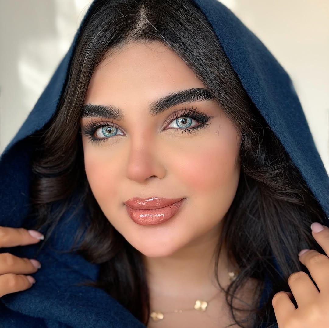 پرفروش ترین لنز رنگی آبی