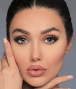 لنز رنگی طوسی سبز دور دار لیو گری ان کی کد 655 لنز رنگی طوسی سبز دور دار لیو گری ان کی کد 655