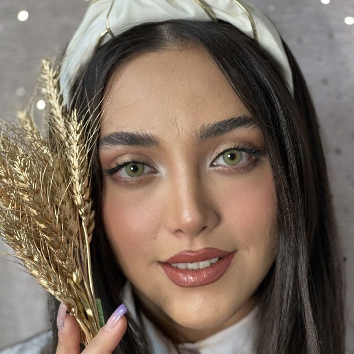 لنز رنگی سبز عسلی دور دار لیومرلوت ان کی کد 656