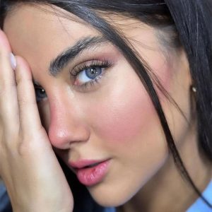لنز رنگی طوسی سبز آبی کتی امبر آرملا کد 1404