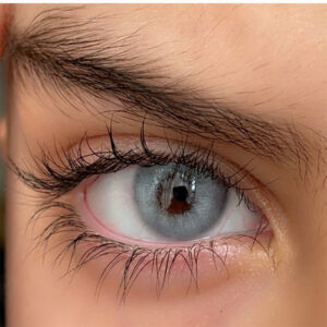 لنز رنگی آبی طوسی آسمانی کارولینا اکوا اسکای آماندا کد 584