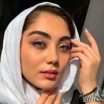 لنز آرکتیک بلو اماندا روی چشم قهوه ای لنز آرکتیک بلو اماندا روی چشم قهوه ای