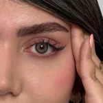 لنز رنگی قهوه ای عسلی دور مشکی آلیس براون رز