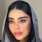 لنز رنگی سبز خاکی بافت پنج بعدی آلیس گرین رز لنز رنگی سبز خاکی بافت پنج بعدی آلیس گرین رز