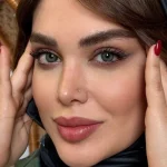 لنز رنگی سبز عسلی کلارا گرین رز لنز رنگی سبز عسلی کلارا گرین رز