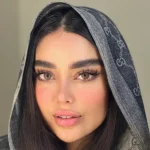 لنز رنگی زیتونی عسلی کلارا هیزل برند رز لنز رنگی زیتونی عسلی کلارا هیزل برند رز