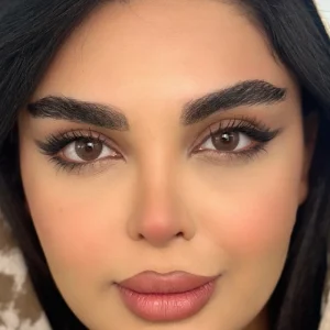 لنز رنگی قهوه ای عسلی دور هاشوری آرگان نئوکاسمو