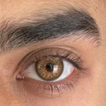 لنز رنگی قهوه ای عسلی وگاس لایت براون کاتیا کد 7601 - روی چشم قهوه ای تیره لنز رنگی قهوه ای عسلی وگاس لایت براون کاتیا کد 7601 - روی چشم قهوه ای تیره
