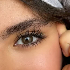 لنز رنگی قهوه ای طبیعی لیو کوکو آماندا